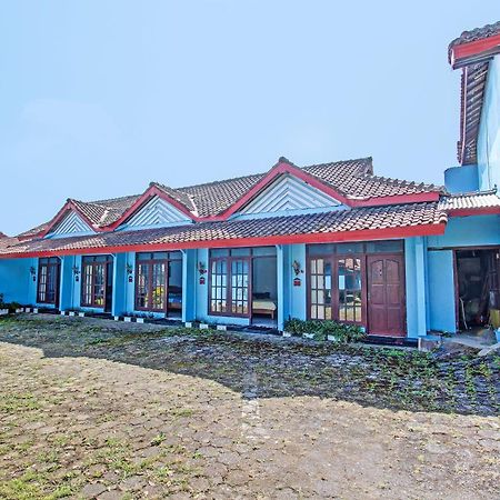 Hotel OYO 91644 Loka Hause Salatiga Exterior foto