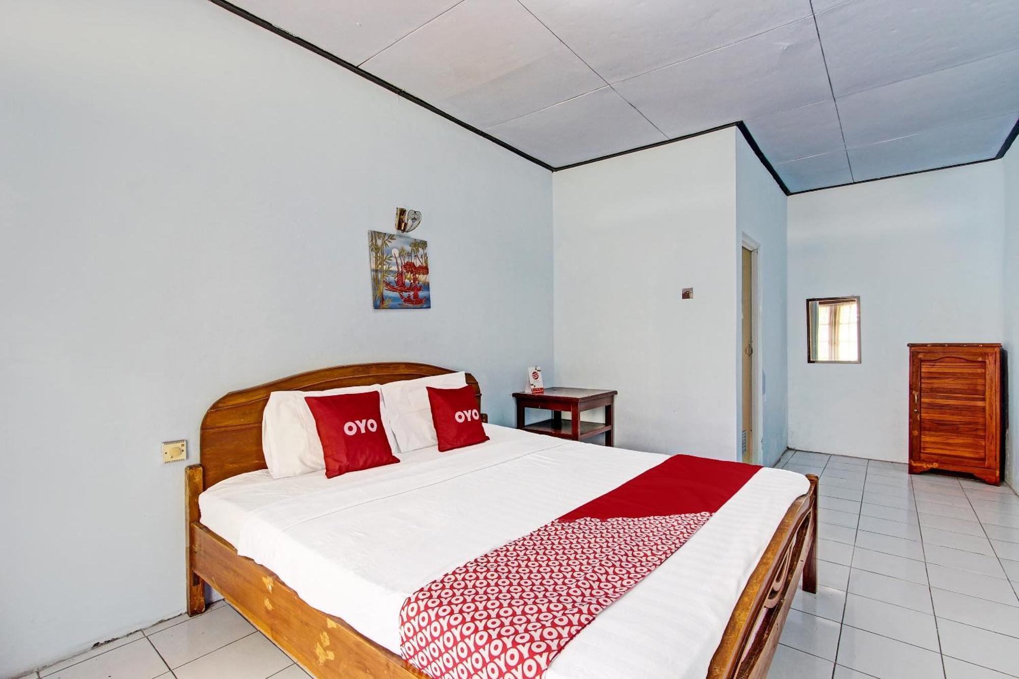Hotel OYO 91644 Loka Hause Salatiga Exterior foto